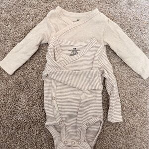 H&M Beige Striped Baby Onesie Set